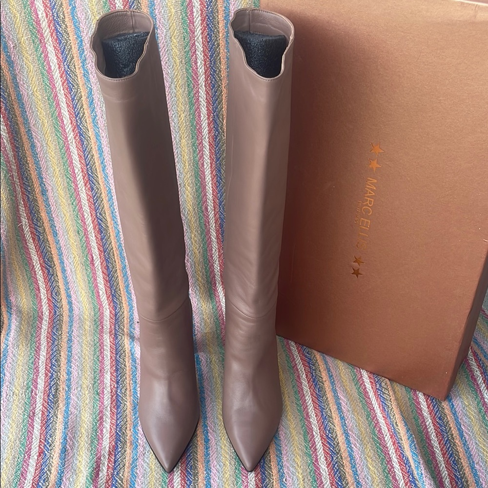 NIB Marc Ellis Knee-High Boots Sz 40